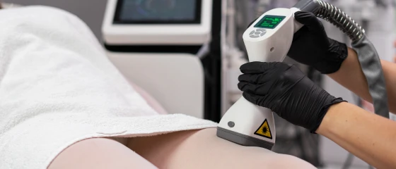 Urządzenie Beauty Shaper podczas zabiegu